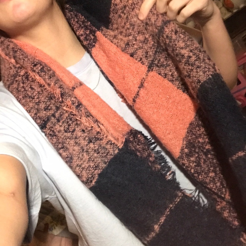 Simply southern Scarf